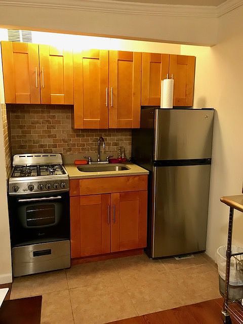 2nd image of 222 1st Ave #2