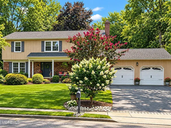5 Point O Woods Road, Middletown, NJ 07748