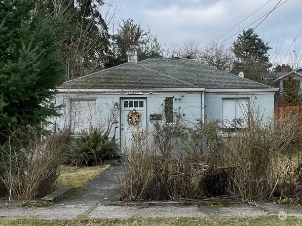 12227 Dayton Avenue N, Seattle, WA 98133
