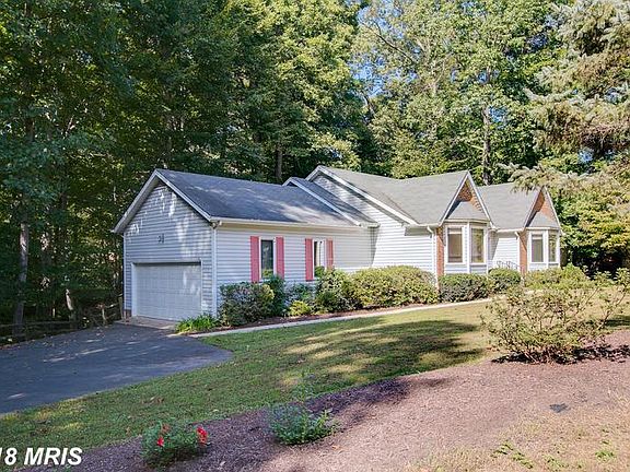 2nd image of 14 Lord Fairfax Dr