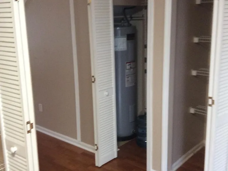 556 Green Spring Cir — Photo 20