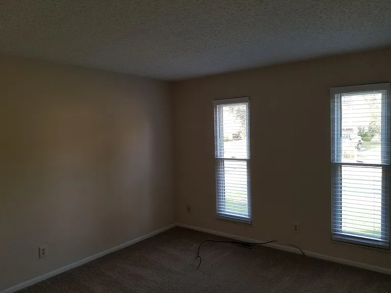 6194 Ridgewood Ct — Photo 7