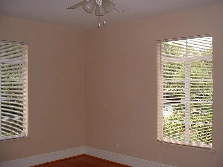 2318 Lyon St — Photo 7