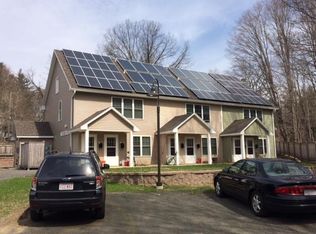 15 High St APT D, Amherst, MA 01002