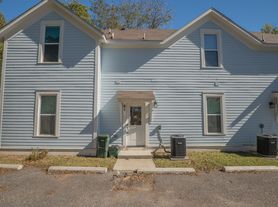756 Locust Ave Building E