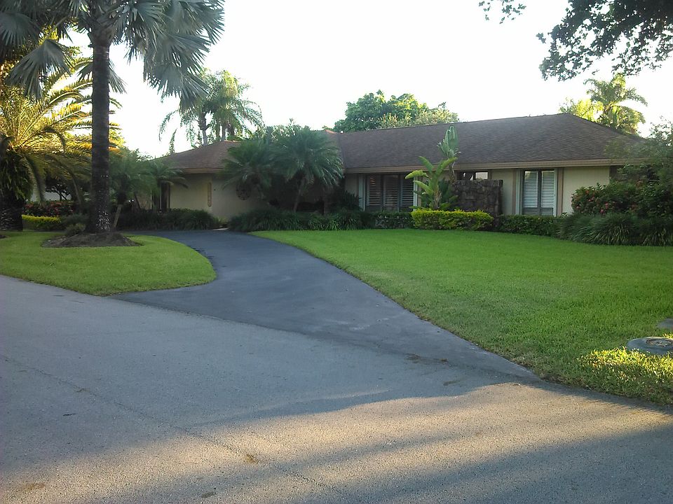 1st image of 17142 SW 79th Pl