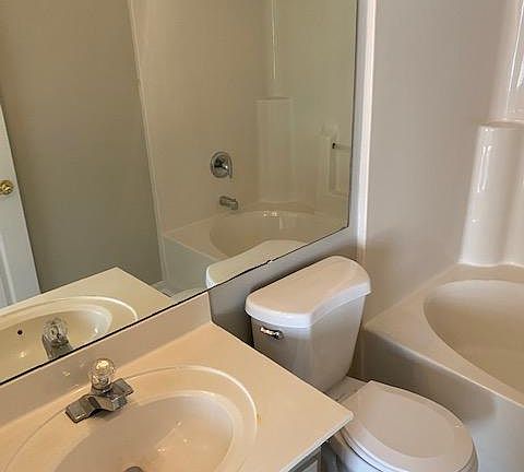 5th image of 1720 Termini Dr