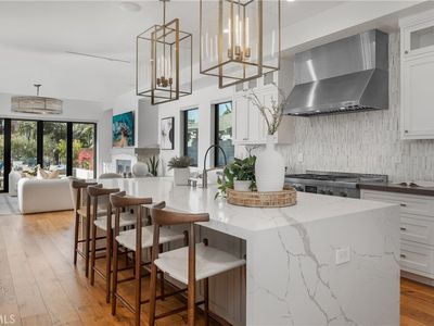 1004 Huntington St, Huntington Beach, CA, 92648