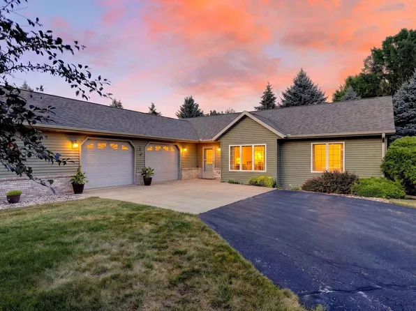 601 Viking View Dr Unit 8, Reedsburg, WI 53959