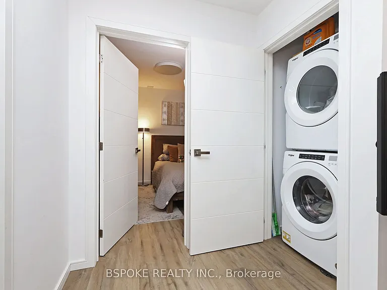 707 Mortimer Ave #BASEMENT — Photo 12