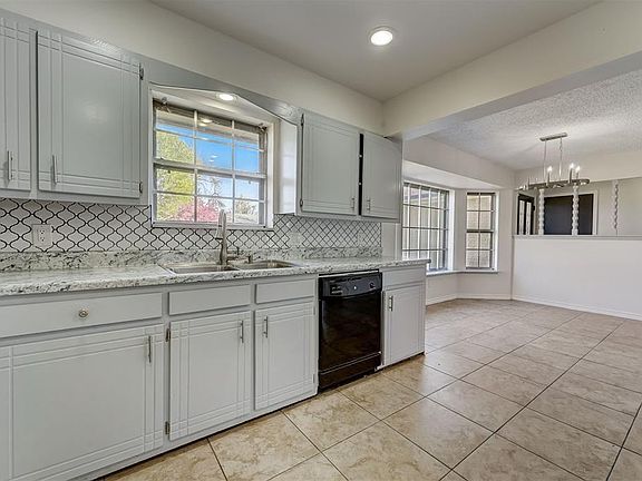 5th image of 4924 NW 18th St