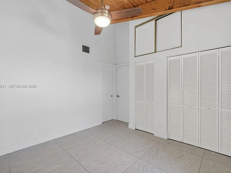 2619 S Parkview Dr — Photo 48