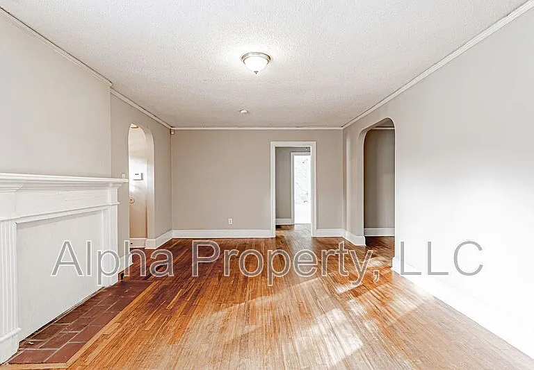 102 Harvard Dr — Photo 5