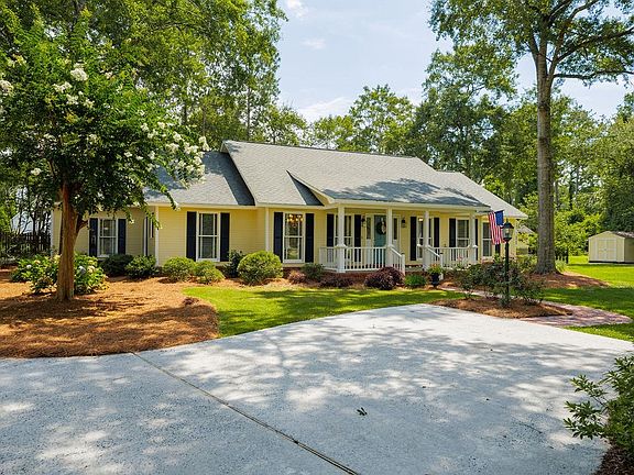 4th image of 4814 Springbrook Dr