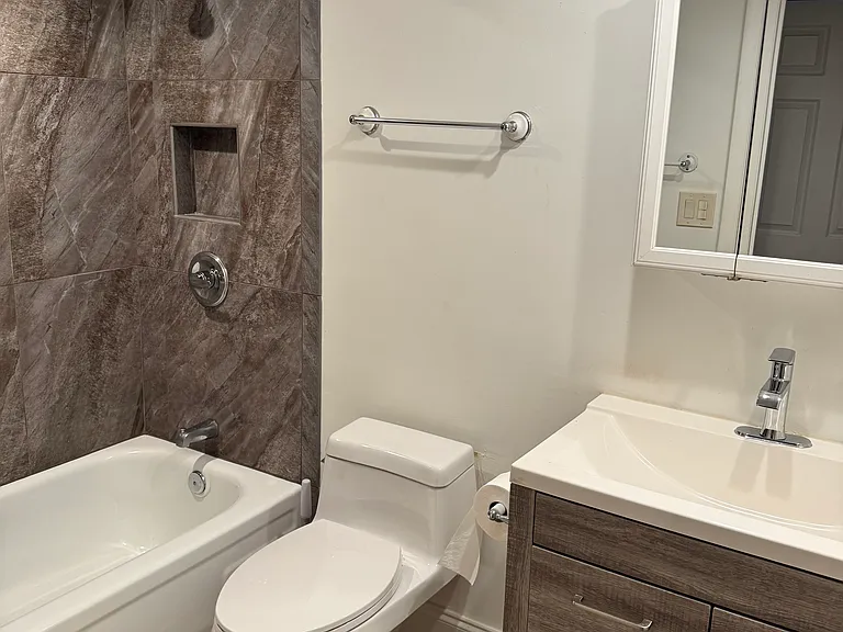 200 Forest Lakes Blvd #109 — Photo 8