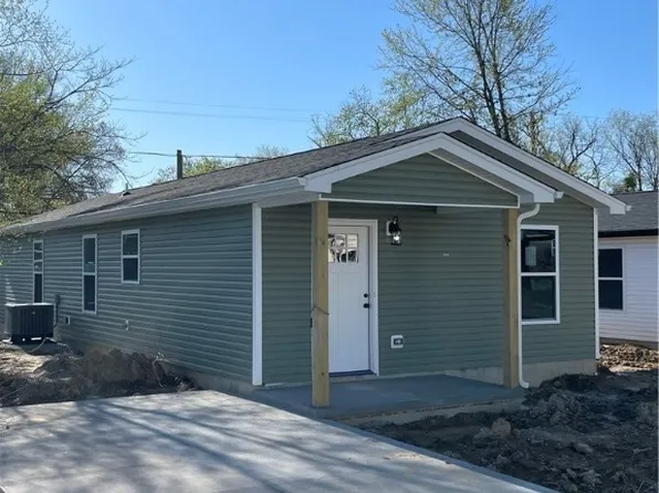 239 Arlington Avenue, Charlestown, IN 47111