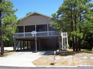 410 Seafarer Dr, Carolina Beach, NC 28428