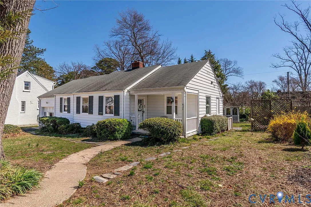 3 bed, 2.0 bath, 1826 sqft, $2,500 — Photo 3