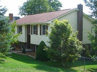 370 Cheverly Rd, Christiansburg, VA 24073