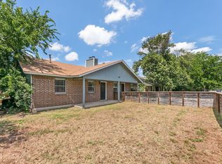 2011 E Stassney Ln #B, Austin, TX 78744