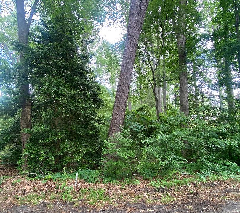 1st image of Dry Bridge Rd