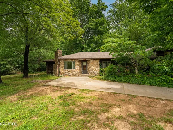 2212 Byington Solway Rd, Knoxville, TN 37931