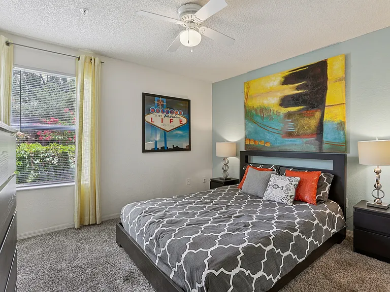 University Park Apartments — Photo 8