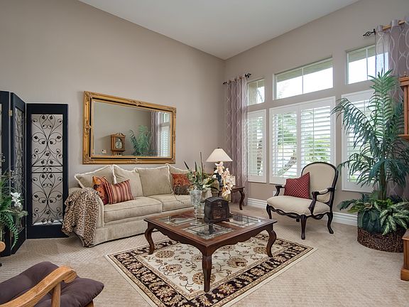 3rd image of 395 Justina Dr