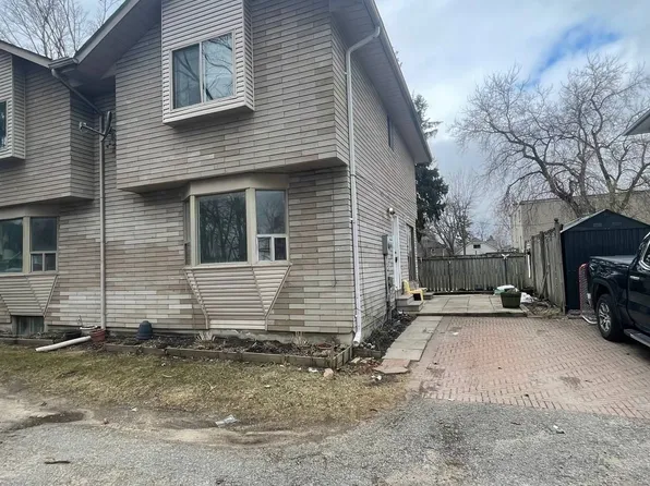 82 Sanford St Unit B, Barrie, ON L4N 3C5