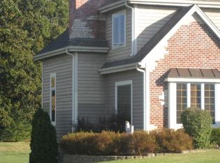 232 Cypress Point, North Prairie, WI 53153