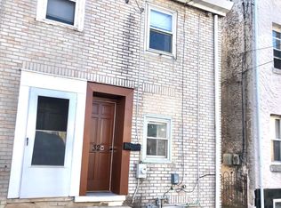 32 W Front St, Bridgeport, PA 19405