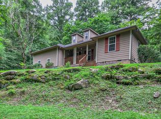 1368 Blue Boar Rd, Robbinsville, NC 28771