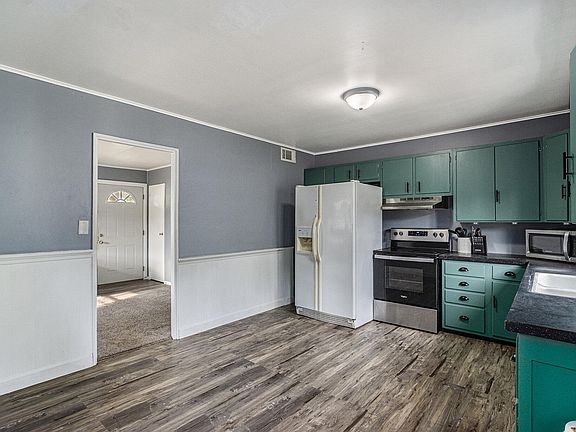 5th image of 2233 E Cork St
