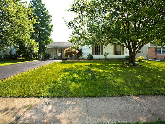 2nd image of 1284 Fletcher Dr