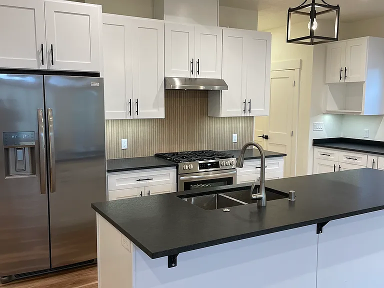 1702 E Metler Ln — Photo 13
