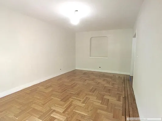 Rented by Sovereign Associates | media 18