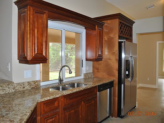 3rd image of 4280 6th Ave NE