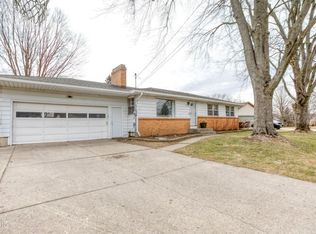 6324 Orchid Dr, Jenison, MI 49428