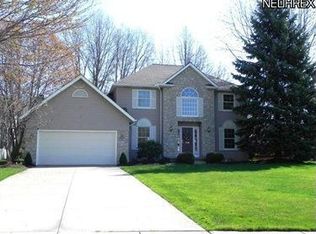 719 Wedgewood Dr, Avon Lake, OH 44012