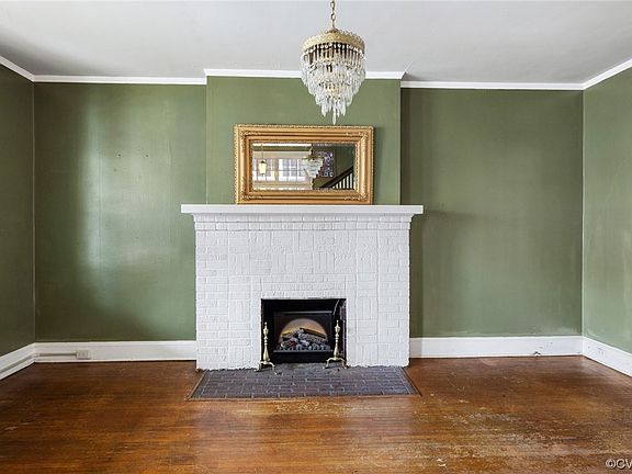 5th image of 3107 W Grace St