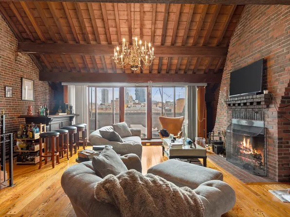 77 Fulton St #Penthouse, Boston, MA 02109
