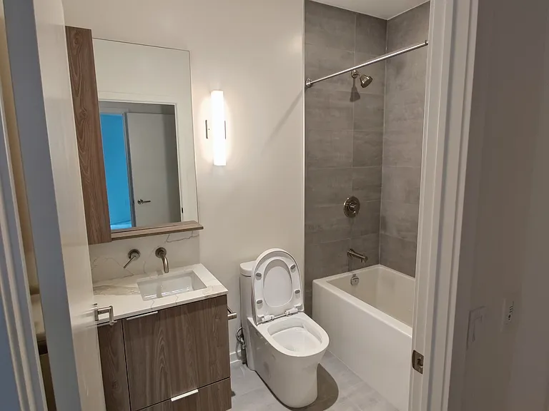 110 Broadway Ave #402S — Photo 42