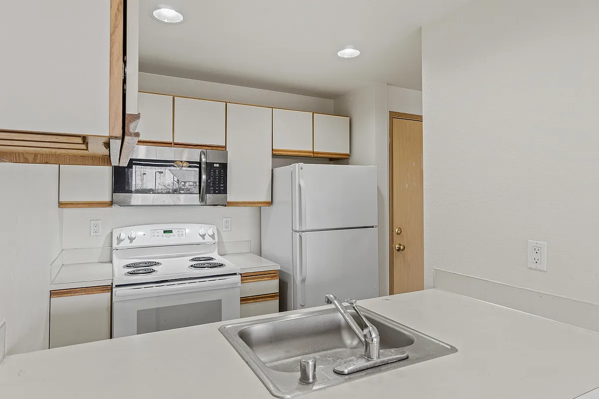 Photo 2 of 20 - 1151 N 94th St #36 - Seattle, WA Building Photo - 1151 N 94th St #36