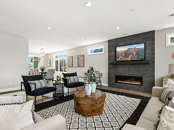 5th image of 15555 NE 60th Street