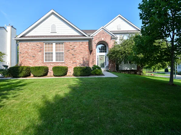 7724 Prairie View Dr, Indianapolis, IN 46256