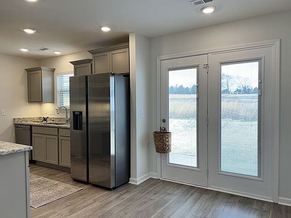 3rd image of 244 Republic St Lot 115