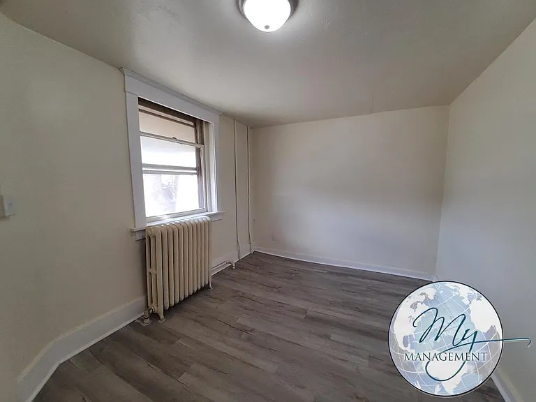 242 Washington St — Photo 27