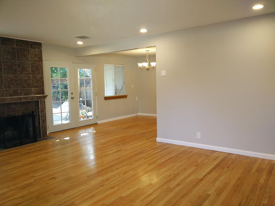 1st image of 542 Monica Ln