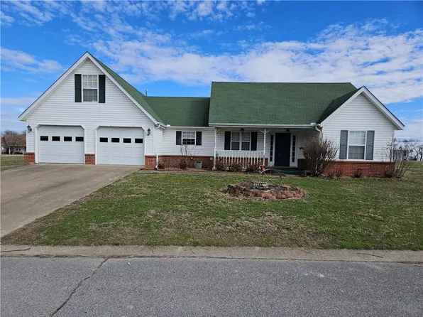 11400 Kelly Ln, Lowell, AR 72745