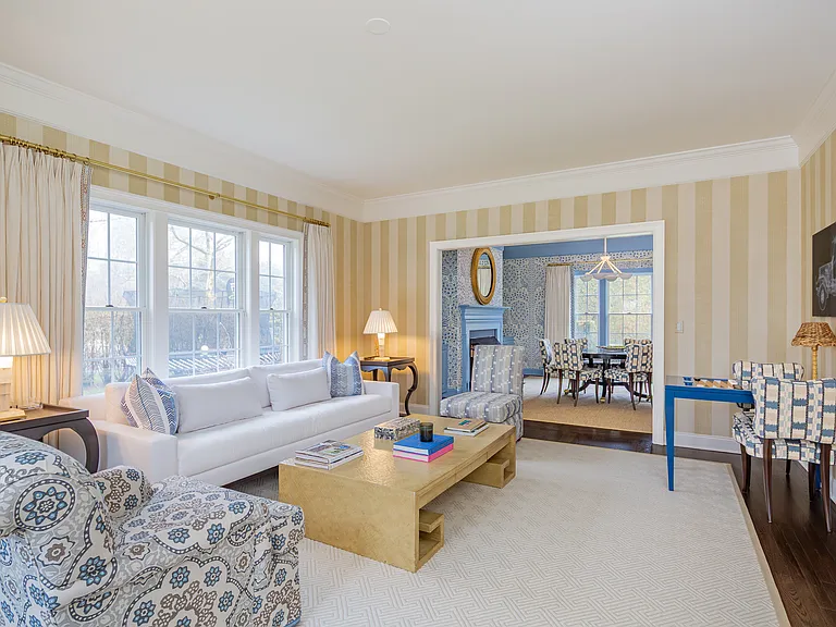 110 Fox Hollow Ln — Photo 16